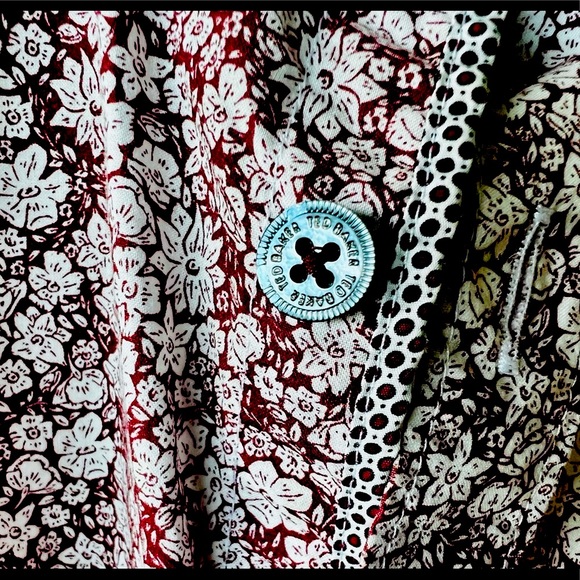 Ted Baker London Modern Fit Men’s Button Down Red Floral Pattern Flip Cuff Sz 16 - Picture 1 of 7